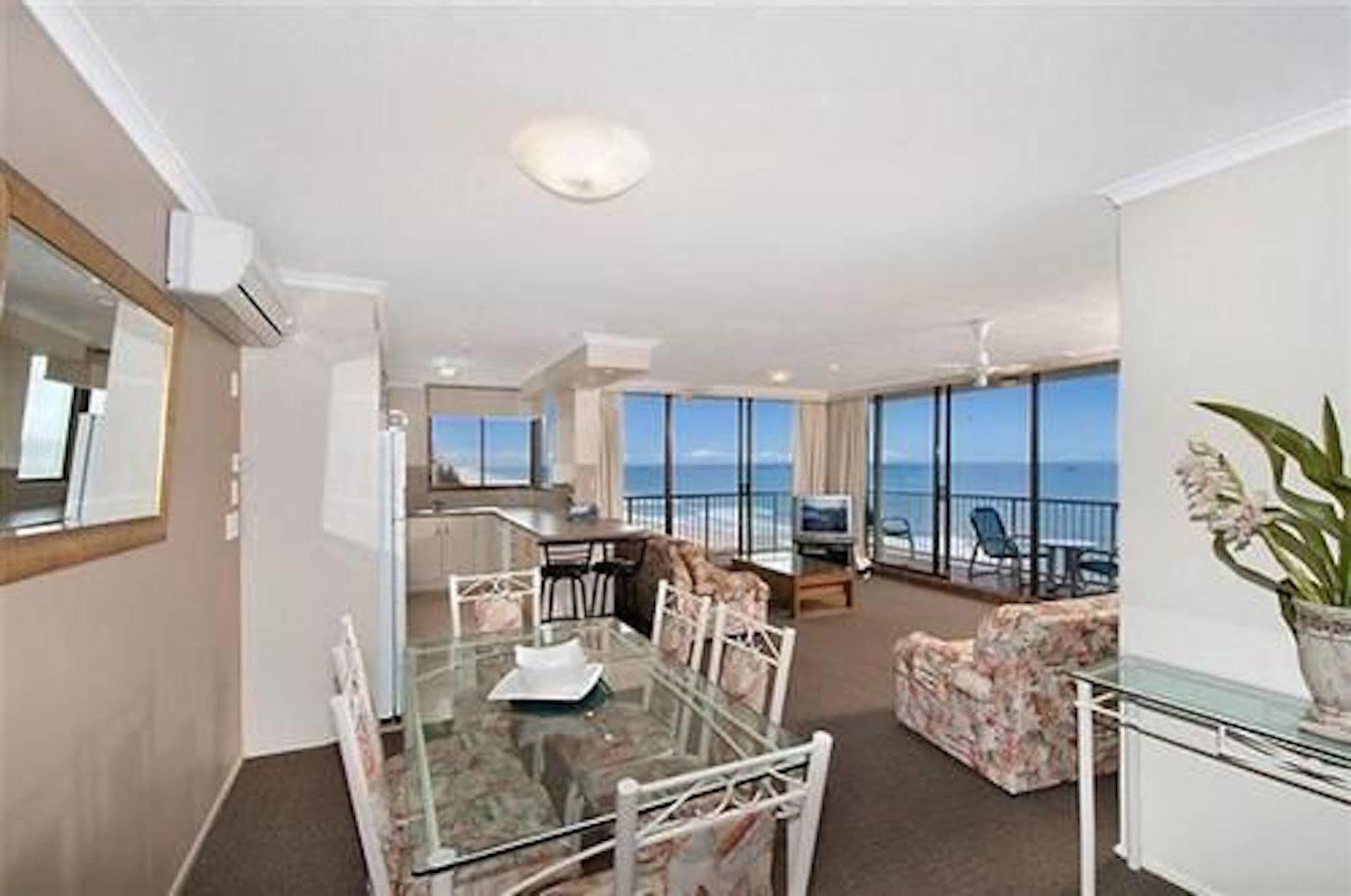 Boulevard Towers On Broadbeach Gold Coast Exterior foto