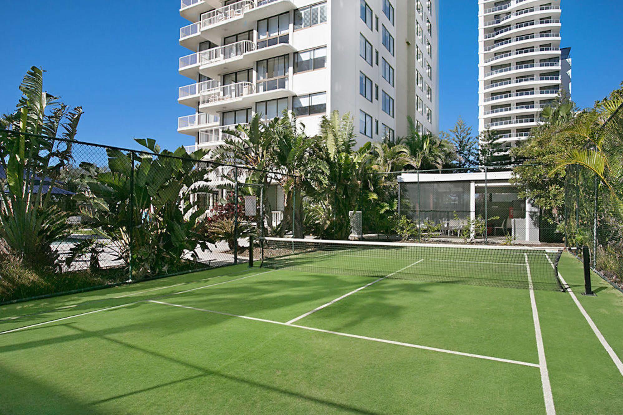 Boulevard Towers On Broadbeach Gold Coast Exterior foto